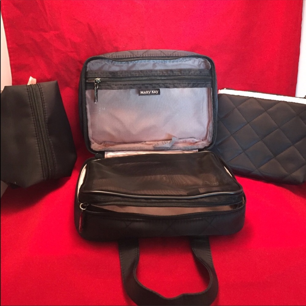 SOLD—Mary Kay travel set cosmetic bags (set of 3)